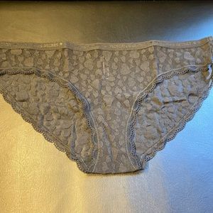 🆕 BLACK HEARTS Victoria’s Secret Bikini Panty - Size Large Valentine’s